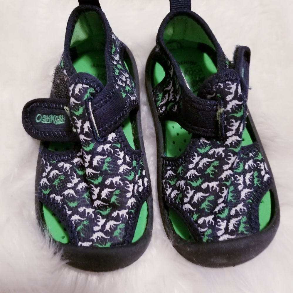 Oshkosh Water Shoes